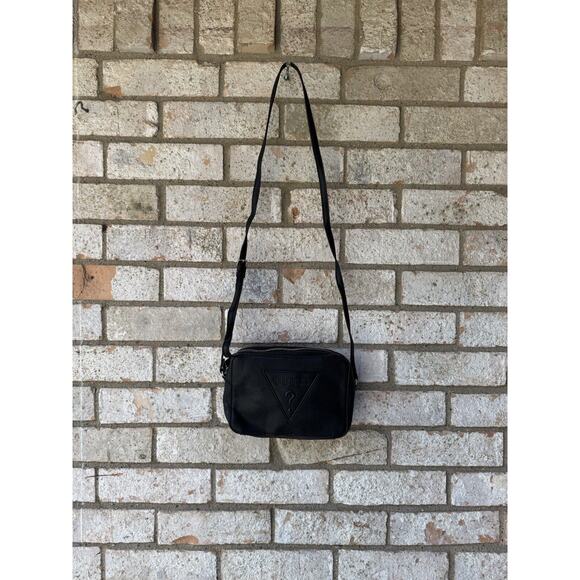 Vintage GUESS Black Leather Crossbody Bag Purse Messenger Silver Tone Hardware - Picture 5 of 10